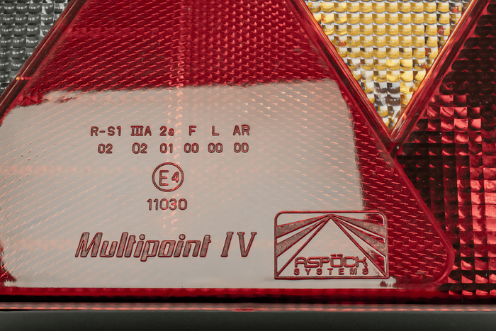 ASPÖCK MULTIPOINT IV bakljus 5 fungerar höger